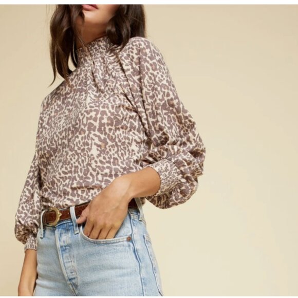 Nation LTD Blouse Womens Small Leopard Print Long Sleeve Smocked Pima Cotton Top - Picture 1 of 5
